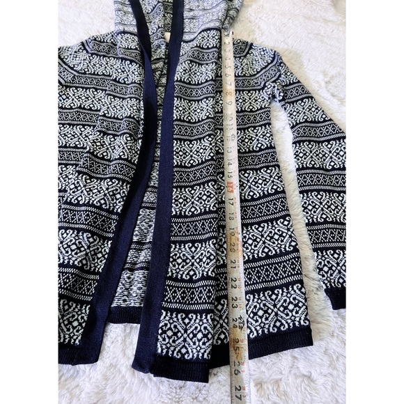 Moving Sale!! EUC Anthro  Skies Are Blue Drape Front Cardigan Sweatr B&W Small - Picture 6 of 12